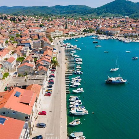 Apartments Dea Caeli Vela Luka Bagian luar foto