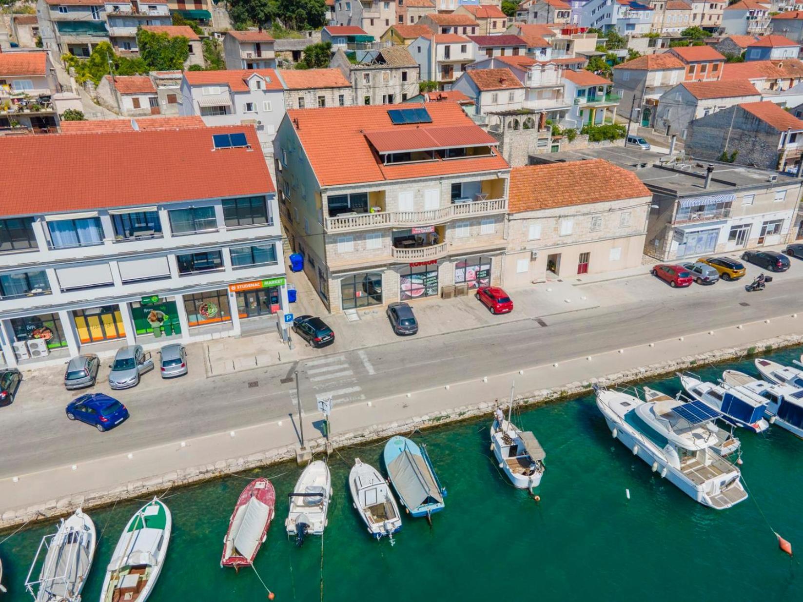 Apartments Dea Caeli Vela Luka Bagian luar foto